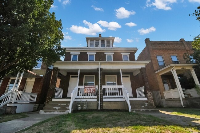 property at 1508 Summit St