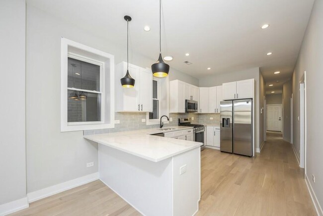 property at 1541 N Washtenaw Ave