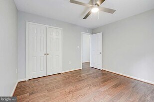 7 Apple Blossom Ct in Stafford, VA - Building Photo