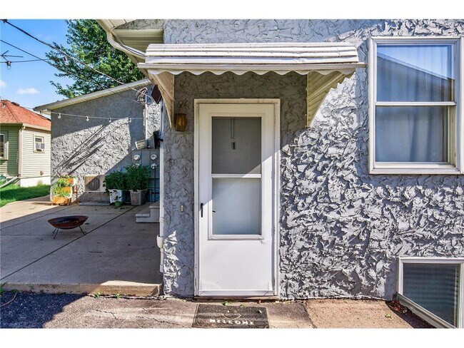 201 W 2nd St in Waconia, MN - Building Photo - Building Photo