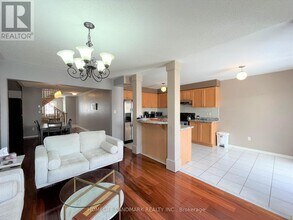 25 Vessel Crescent in Toronto, ON - Building Photo - Building Photo