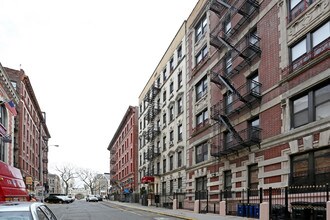 504 W 139th St in New York, NY - Foto de edificio - Building Photo