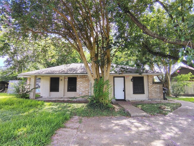 property at 11926 Rhinebeck Dr