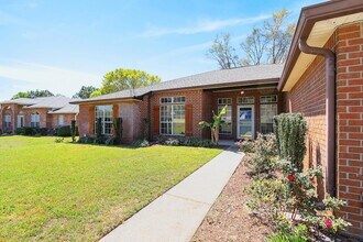 1249 Northview Dr in Crestview, FL - Building Photo - Building Photo