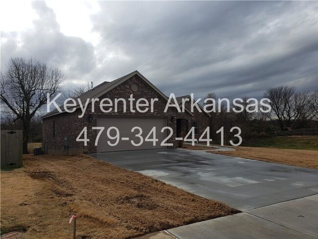 1489 Bridgeboro Ave in Springdale, AR - Building Photo - Building Photo