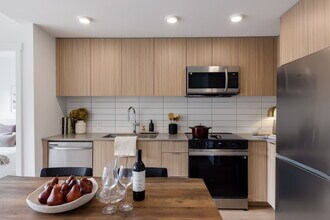 The Elms in Vancouver, BC - Building Photo - Building Photo