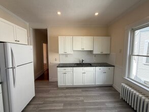21 Sydney St, Unit 3 in Boston, MA - Building Photo - Building Photo