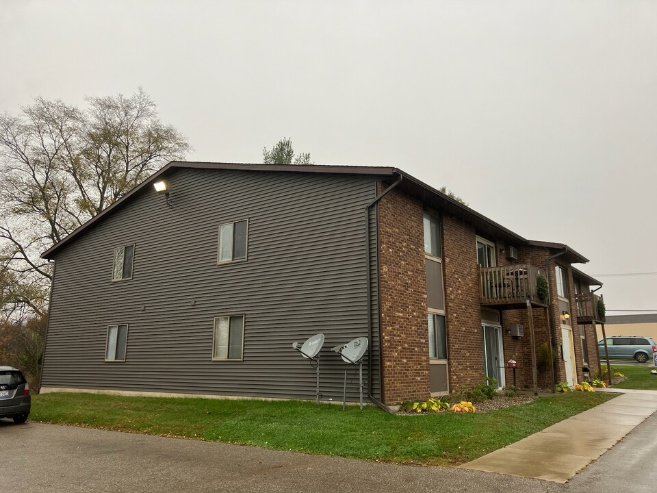 3130 32nd St SE, Unit 204 in Kentwood, MI - Foto de edificio