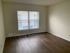 7501 35th St N in Pinellas Park, FL - Foto de edificio - Building Photo