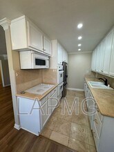 4140 Warner Blvd in Burbank, CA - Building Photo - Building Photo