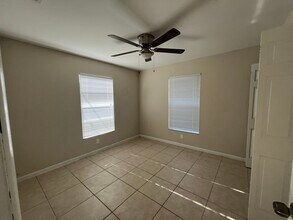 4770 NW 77th Terrace in Lauderhill, FL - Building Photo - Building Photo