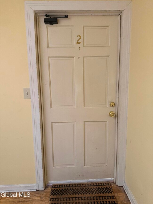 8 Hall Pl in Albany, NY - Building Photo - Building Photo