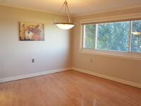 200 Cove Way, Unit 301 in Quincy, MA - Building Photo - Building Photo