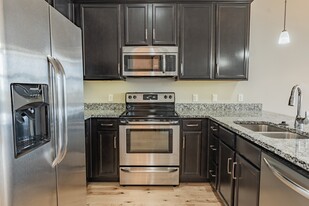 Chesterfield Lofts II in Springfield, MO - Building Photo