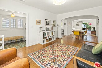 352 Hargrave St in Inglewood, CA - Building Photo - Building Photo