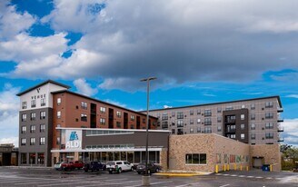 Venue on 78th in Chanhassen, MN - Building Photo