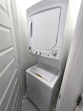 3201 Magdalena St, Unit 7 in Mission, TX - Building Photo - Building Photo