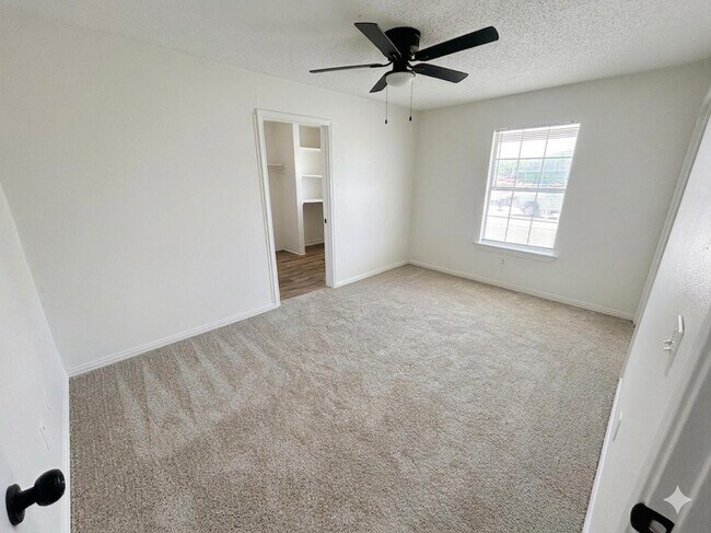 property at 605 Drexel St