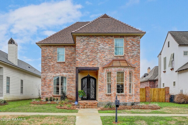 property at 505 N Montauban Dr