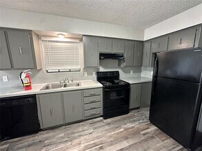 2006 Jane St in Longview, TX - Building Photo - Building Photo