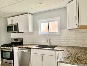 114 Franklin St, Unit 1 in Tonawanda, NY - Foto de edificio - Building Photo