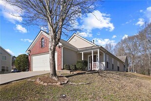 4628 Rolling Brook Ct in Union City, GA - Building Photo