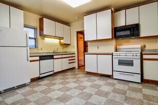 645 E Johnson St in Madison, WI - Building Photo