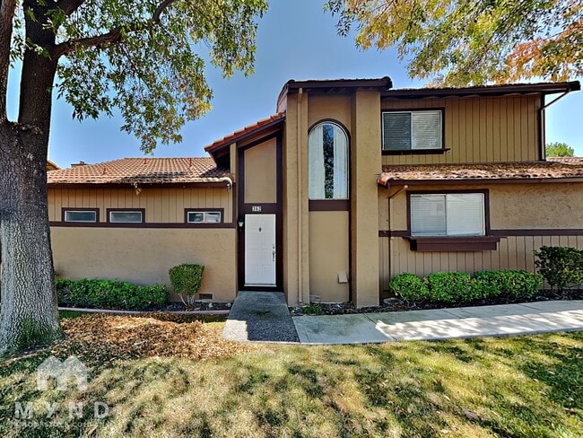 property at 362 Via Primavera Dr
