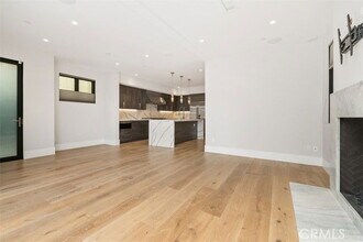 508 Marigold Ave in Newport Beach, CA - Building Photo - Building Photo