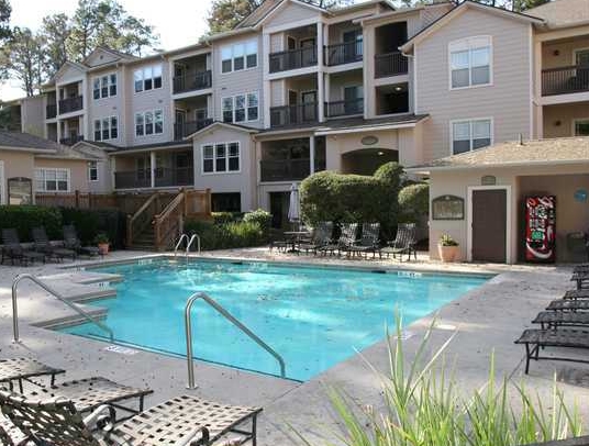 Brighton Bay Villas in Hilton Head Island, SC - Foto de edificio