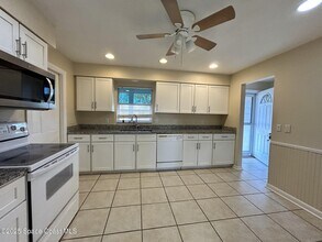 925 Penny Dr in Titusville, FL - Building Photo - Building Photo