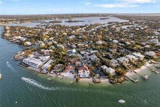 31 Lands End Ln in Sarasota, FL - Building Photo - Building Photo