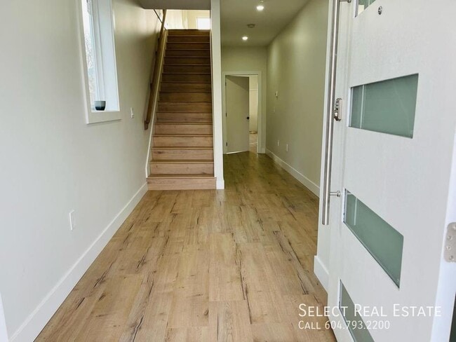 46620 First AvenueA in Chilliwack, BC - Building Photo - Building Photo