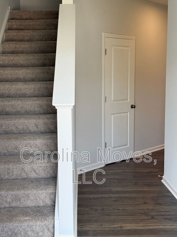 21 Limestone Wy in Greenville, SC - Building Photo - Building Photo