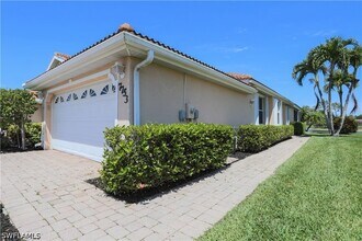 7753 Haverhill Ct in Naples, FL - Building Photo - Building Photo