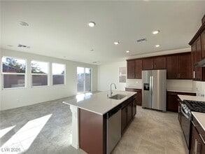 5764 Prima St in Las Vegas, NV - Building Photo - Building Photo