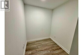 1007 The Queensway in Toronto, ON - Building Photo - Building Photo