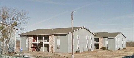 100 Prairie Cir in Electra, TX - Building Photo - Building Photo
