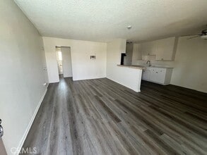 686 E Cottonwood Rd, Unit H in Palm Springs, CA - Building Photo - Building Photo