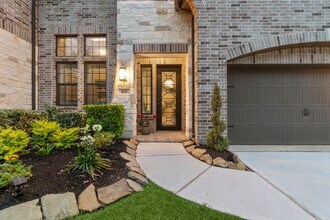109 Bronze Peak Ct in Montgomery, TX - Building Photo - Building Photo