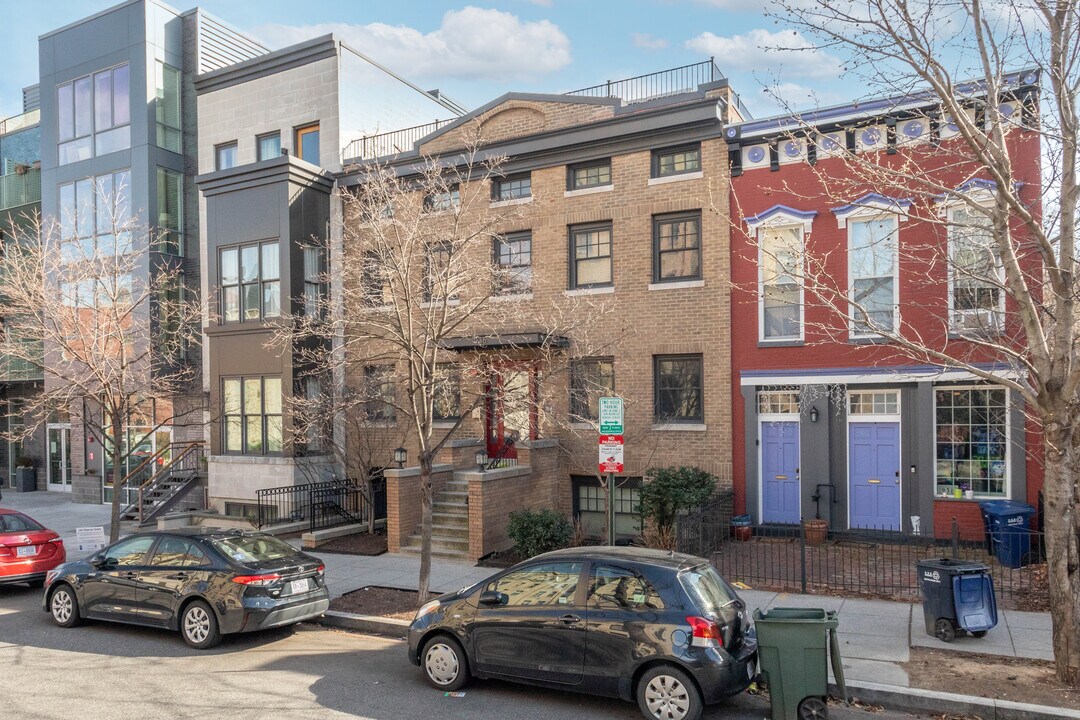 N Street Lofts in Washington, DC - Foto de edificio