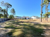 479 Yucca Ln in Wilmington, NC - Foto de edificio - Building Photo