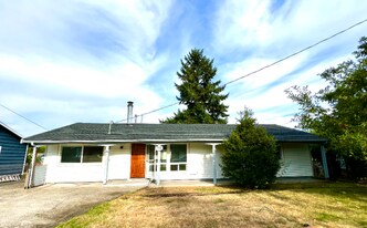 25818 SE 19th Way in Renton, WA - Building Photo