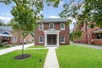 816 Walnut Ave in Charlotte, NC - Building Photo - Building Photo