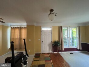 43326 Columbus St in Ashburn, VA - Building Photo - Building Photo