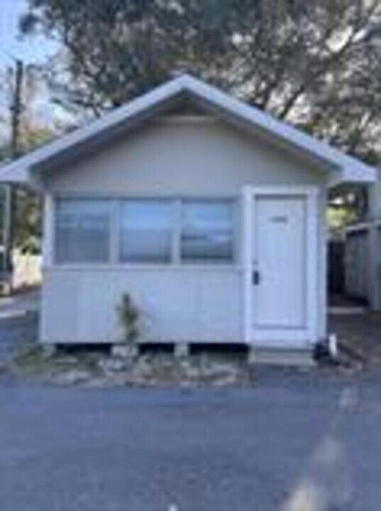 1859 29th Ave N in St. Petersburg, FL - Building Photo