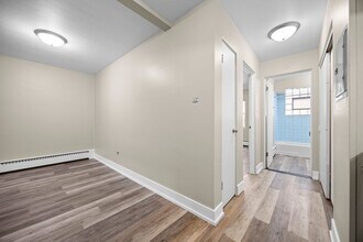 7121 36th St in Berwyn, IL - Building Photo - Building Photo