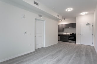 The Gardens Apartments in Lakeland, FL - Building Photo - Interior Photo