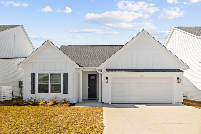 729 Landing Cir in Panama City Beach, FL - Building Photo - Building Photo
