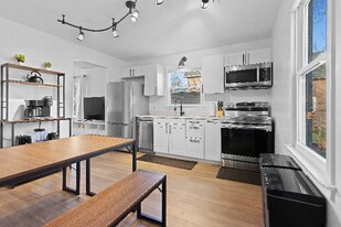 914 Quincy St in Sturgeon Bay, WI - Building Photo